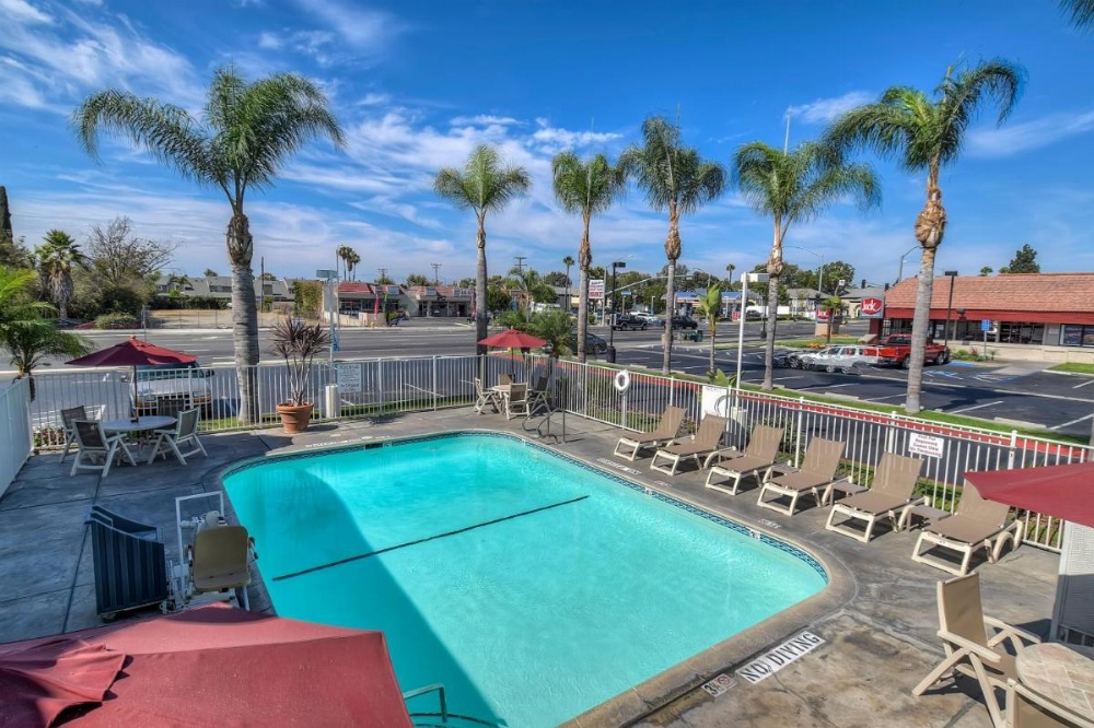 Motel 6-Stanton, CA Image 10
