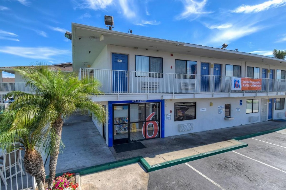 Motel 6-Stanton, CA Image 14