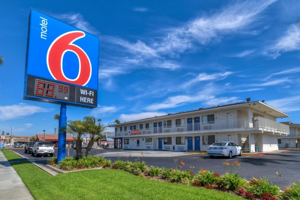 Motel 6-Stanton, CA Image 16